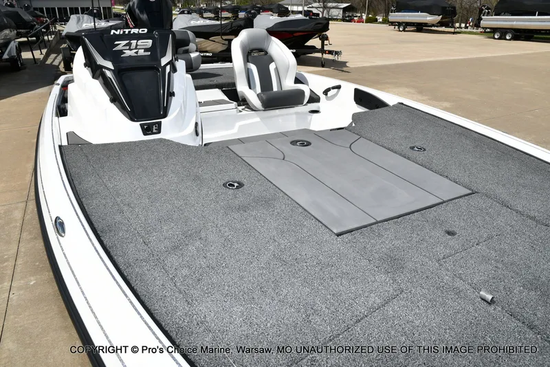 Slide: The Image of 2026 Nitro Z19 XL Pro boat with gray deck and seating. - 23