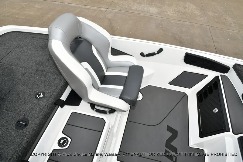 Slide: The Image of Interior of 2026 Nitro Z19 XL Pro with gray seat. - 47