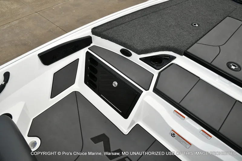 Slide: The Image of Interior view of Nitro Z19 XL Pro 2026 boat deck. - 48