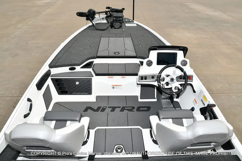 Slide: The Image of Interior view of 2026 Nitro Z19 XL Pro boat. - 9