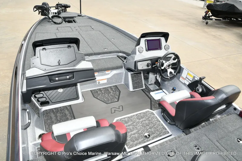 Slide: The Image of Interior view of 2026 Nitro Z21 XL boat with modern features. - 39