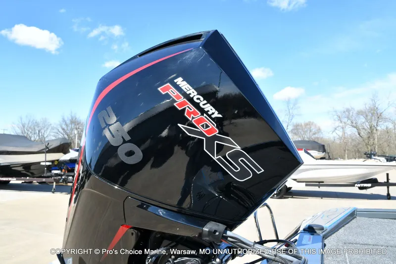 Slide: The Image of Mercury Pro XS engine on Ranger Alpha 208 Dual Console 2025. - 20