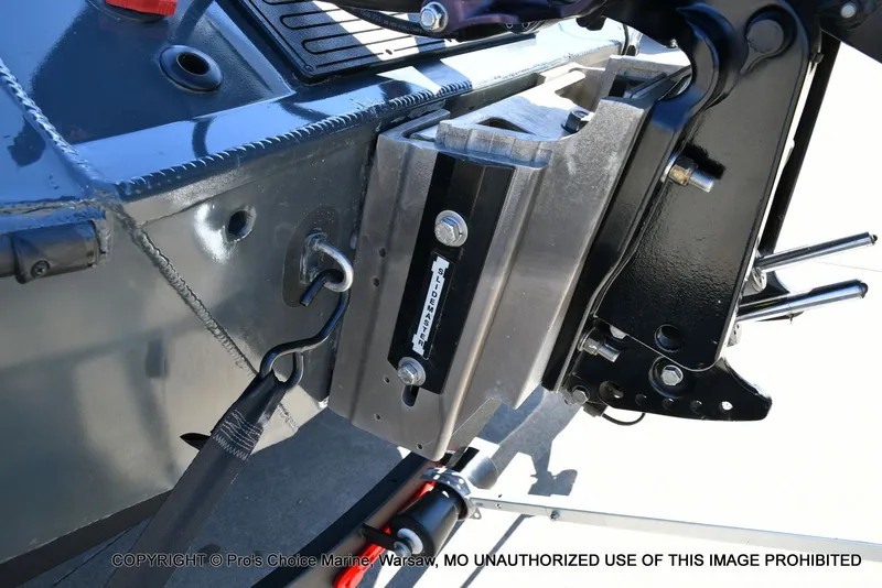 Slide: The Image of Ranger Alpha 208 Dual Console 2025 boat motor mount. - 23