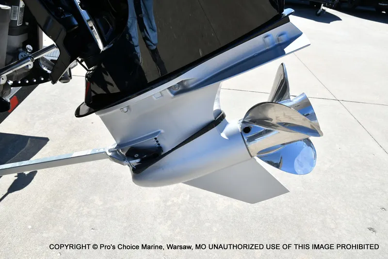 Slide: The Image of Ranger Alpha 208 Dual Console 2025 boat motor and propeller. - 24