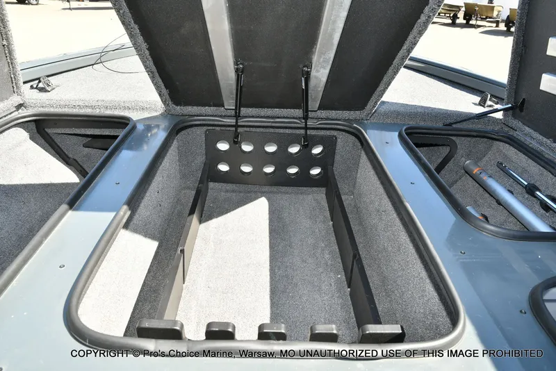 Slide: The Image of Ranger Alpha 208 Dual Console 2025 - 59