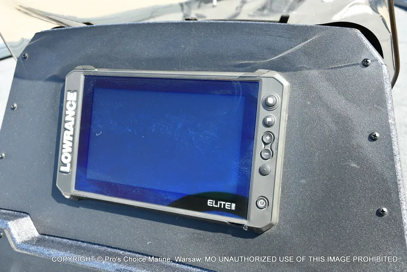 Slide: The Image of Lowrance Elite screen on Ranger Alpha 208 Dual Console 2025. - 7