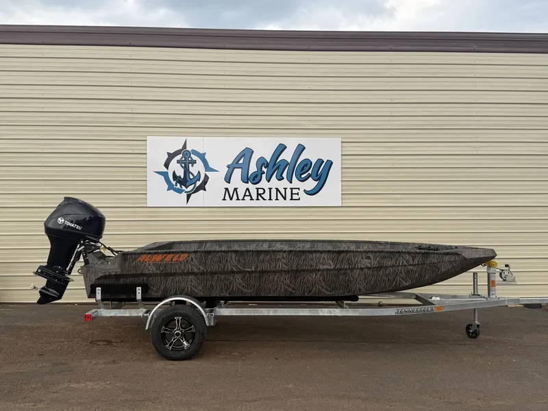 The Image of 2026 Alweld 756 INVADER boat at Ashley Marine. - 1