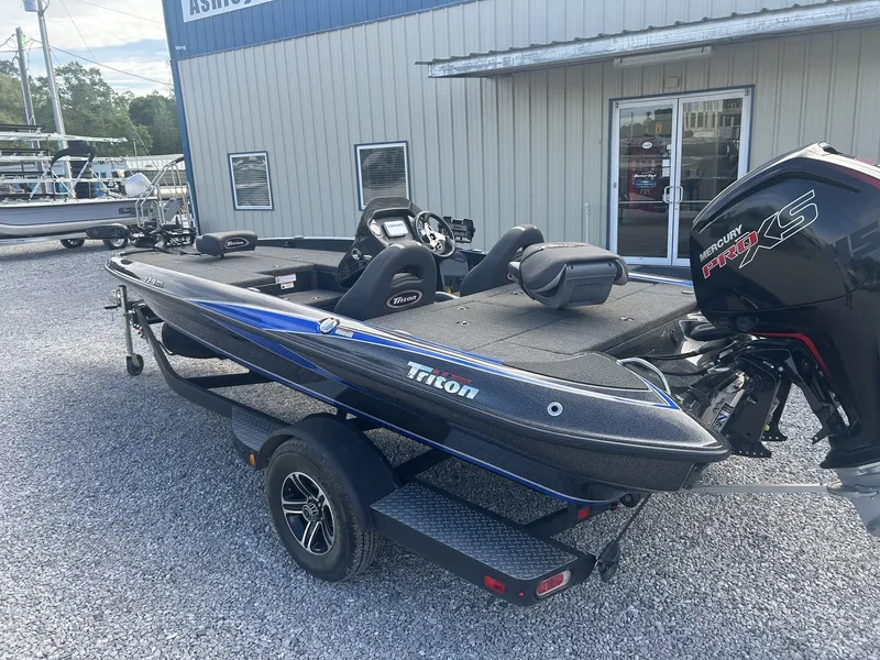 Slide: The Image of 2020 Triton 179 TrX boat with Mercury Pro XS engine. - 7