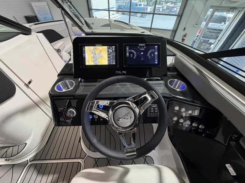 Slide: The Image of Sea Ray SLX 260 Outboard 2027 - 28