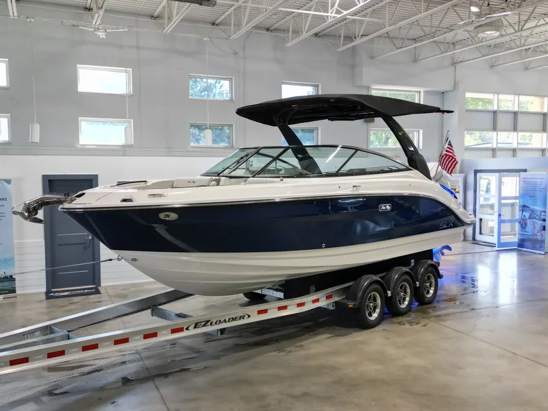 Slide: The Image of Sea Ray SLX 260 Outboard 2027 - 2