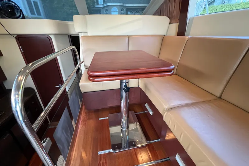 Slide: The Image of Expandable Table - 36