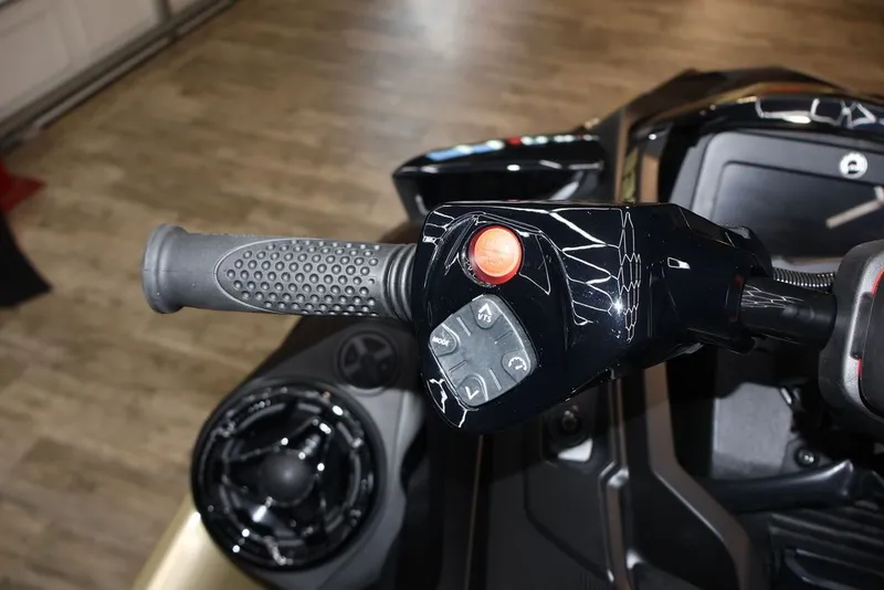 Slide: The Image of Sea-Doo RXP-X 325 2025 - 16