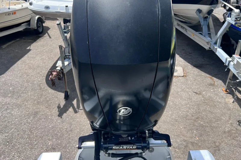 Slide: The Image of Outboard motor on a 2020 Godfrey Sweetwater 2286 Tritoon boat. - 22