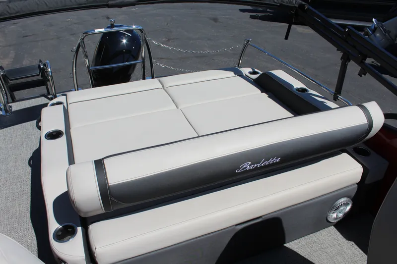 Slide: The Image of Barletta Cabrio22UC 2026 - 18