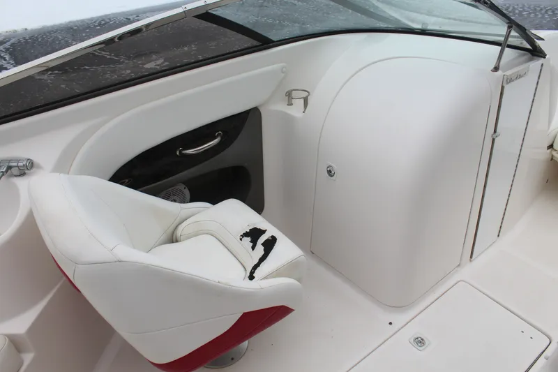 Slide: The Image of Regal 2400 Bowrider 2007 - 9