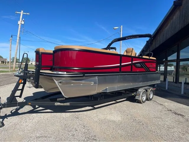 The Image of SunCatcher Fusion 324RC 2026 - 1