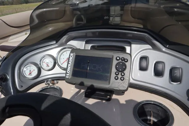 Slide: The Image of Sun Tracker Party Barge 20 DLX 2015 - 26