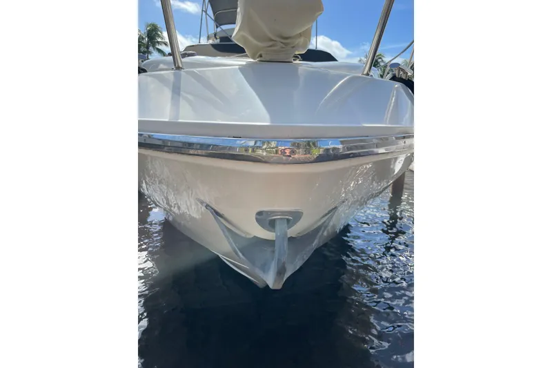 Slide: The Image of Front view of a 2000 Azimut 46 Flybridge MY yacht on water. - 11