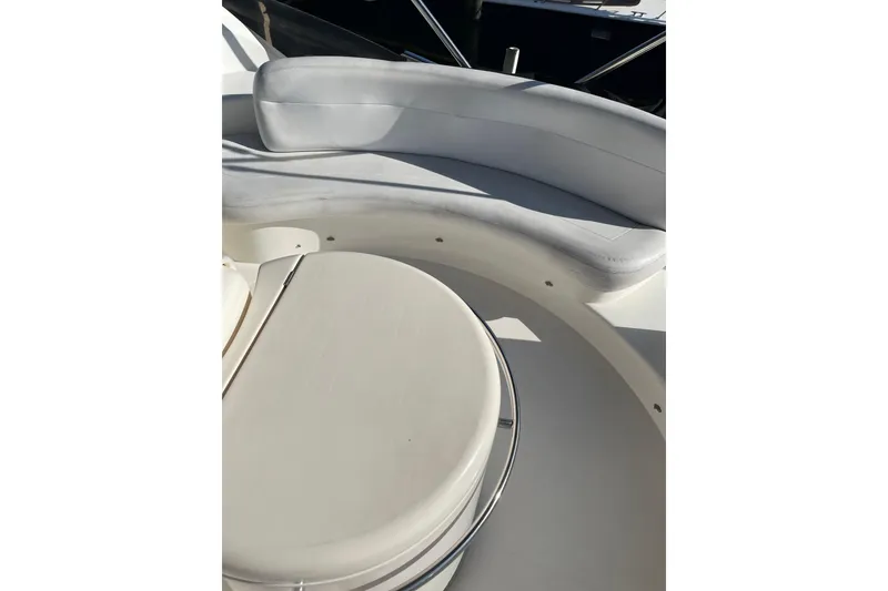 Slide: The Image of Luxurious seating area on 2000 Azimut 46 Flybridge yacht. - 97