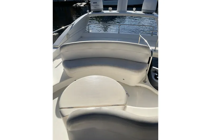Slide: The Image of Flybridge seating area on 2000 Azimut 46 Flybridge MY yacht. - 98