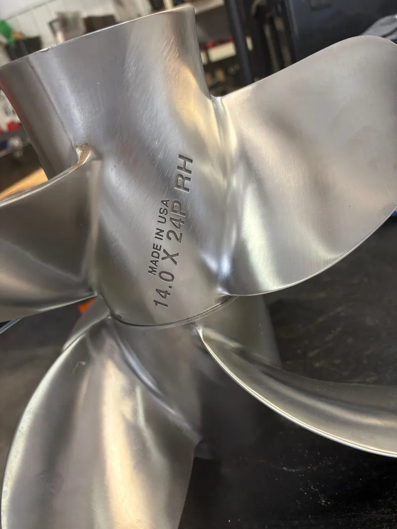 Slide: The Image of Sea Ray SLX 280 2021 - 52