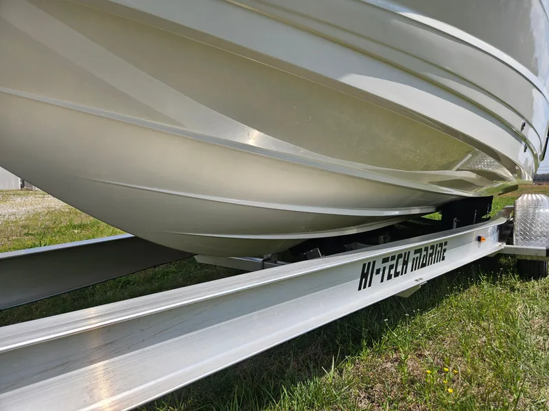 Slide: The Image of Sea Ray SLX 280 2021 - 53