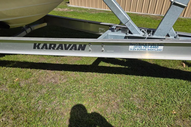 Slide: The Image of Trailer for 2019 Sea Ray SDX 270 Outboard by Karavan, Glen Burnie, Maryland. - 19