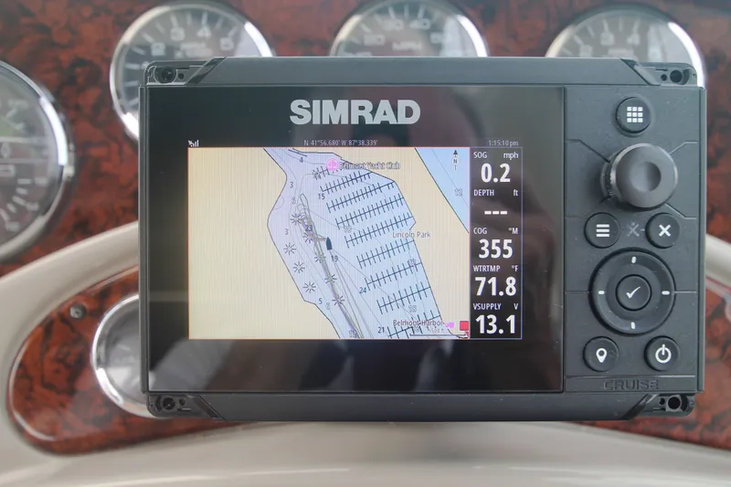 Slide: The Image of 21 Simrad Color Chartplotter - 22