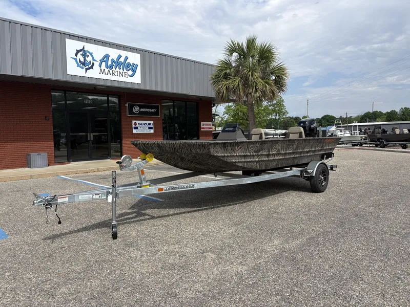 Slide: The Image of Alweld 1860VV Marsh Console boat at Ashley Marine. - 2