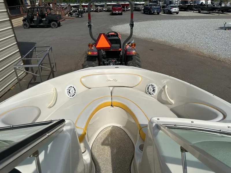 Slide: The Image of Sea Ray 205 Sport 2010 - 5