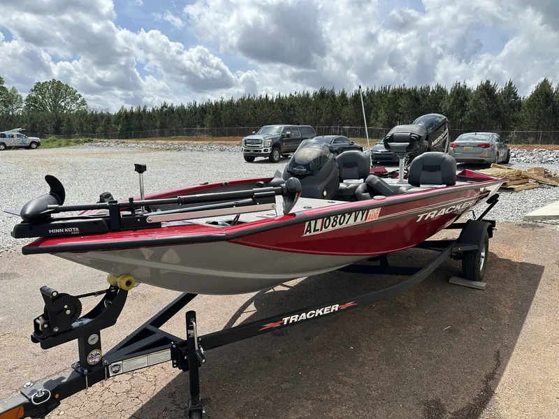 Slide: The Image of Tracker Pro Team 175 TF-MERCUYR 75HP 2024 - 3