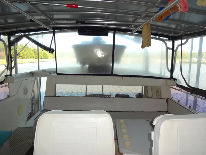 Slide: The Image of Interior view of a 1996 President 545 boat. - 19