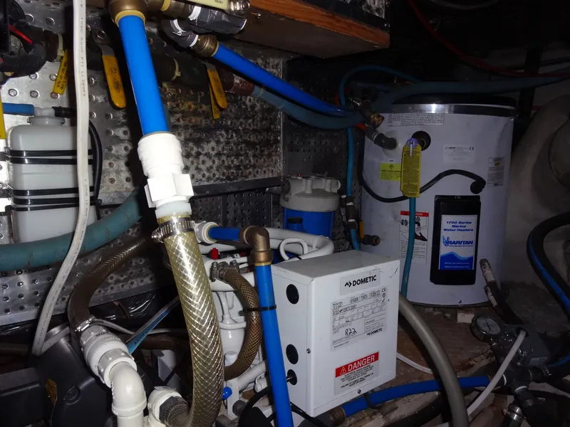 Slide: The Image of President 545 1996 - 95