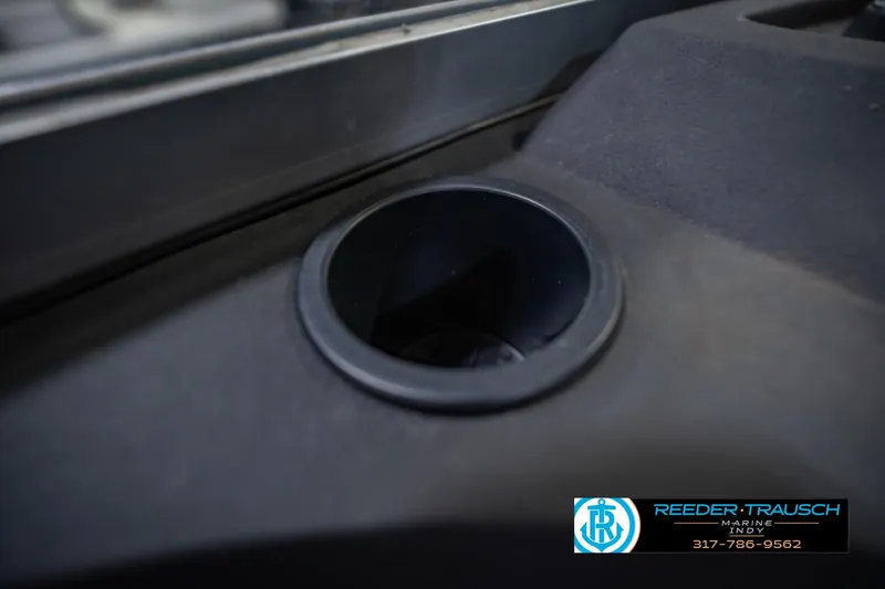 Slide: The Image of Cup holder in 2014 Crestliner 1650 Fish Hawk SE boat interior. - 45