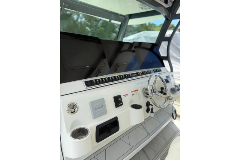 Slide: The Image of Helm of 2017 HCB 53 Suenos boat with Garmin navigation system. - 21