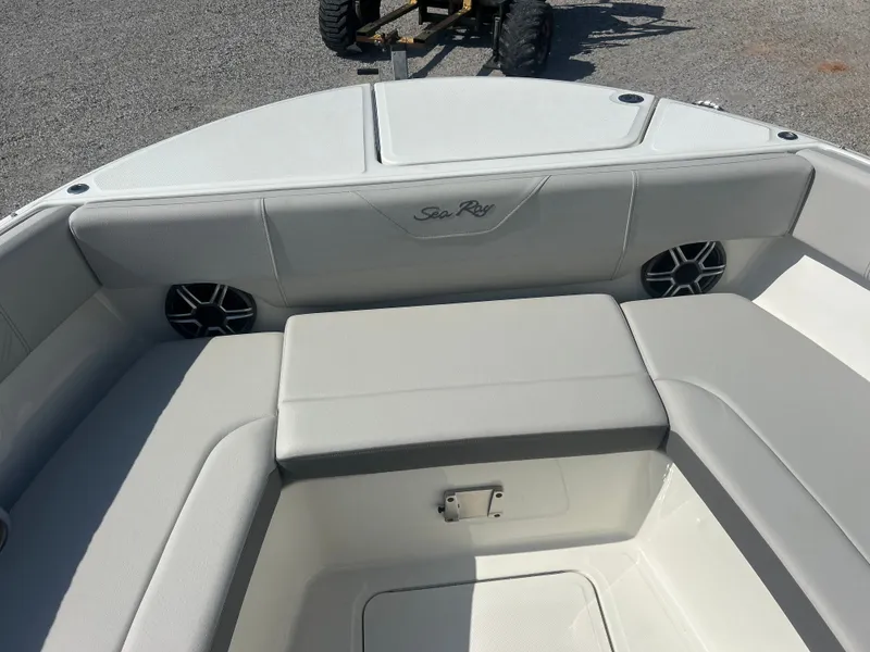 Slide: The Image of The image shows the bow area of a Sea Ray 270SD-OB boat with gray upholstery. - 15