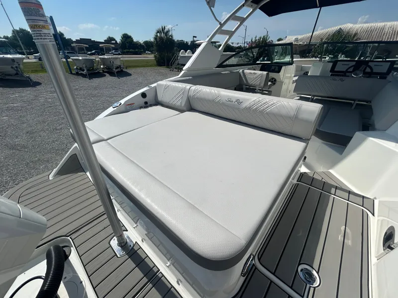 Slide: The Image of Sea Ray 270SD-OB 2027: Spacious deck with comfortable seating and modern design. - 7