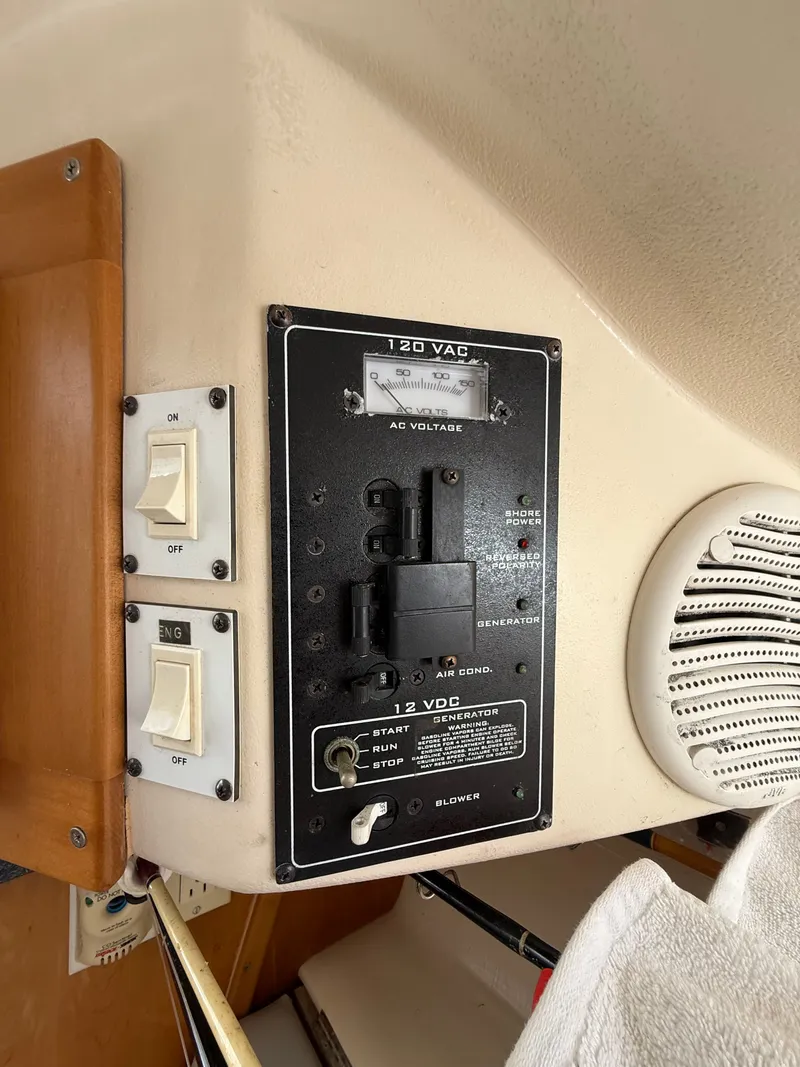 Slide: The Image of Control panel of Luhrs Tournament 290 Open, year 2000. - 16