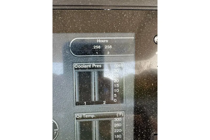 Slide: The Image of Scout 255 LXF 2017 - 15