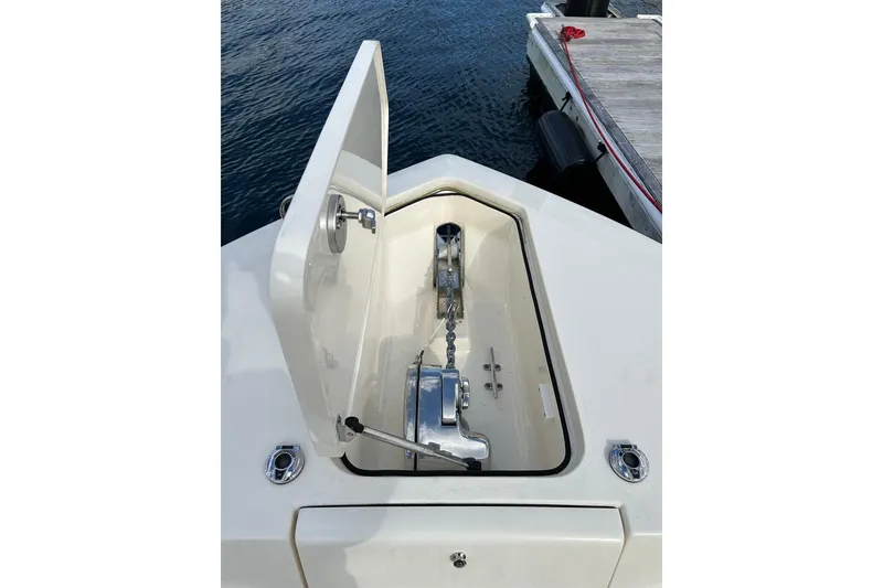 Slide: The Image of Scout 255 LXF 2017 - 24