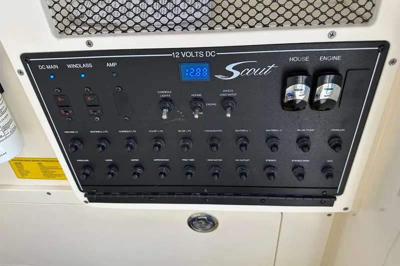 Slide: The Image of Scout 255 LXF 2017 - 33