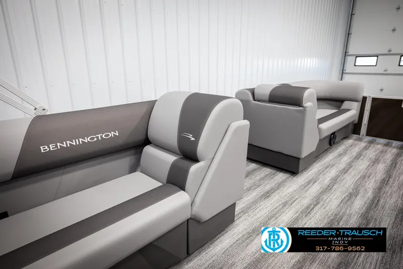 Slide: The Image of Interior of 2025 Bennington 21 SL pontoon boat. - 20