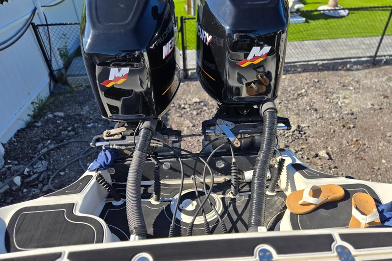 Slide: The Image of 2011 Glasstream 280 SCX boat with dual Mercury outboard motors. - 21