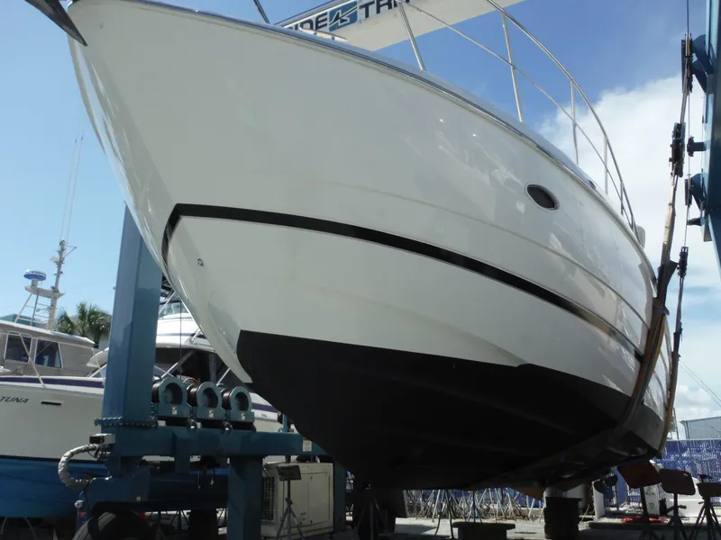 Slide: The Image of Cruisers 455 Express Motoryacht 2005 - 71