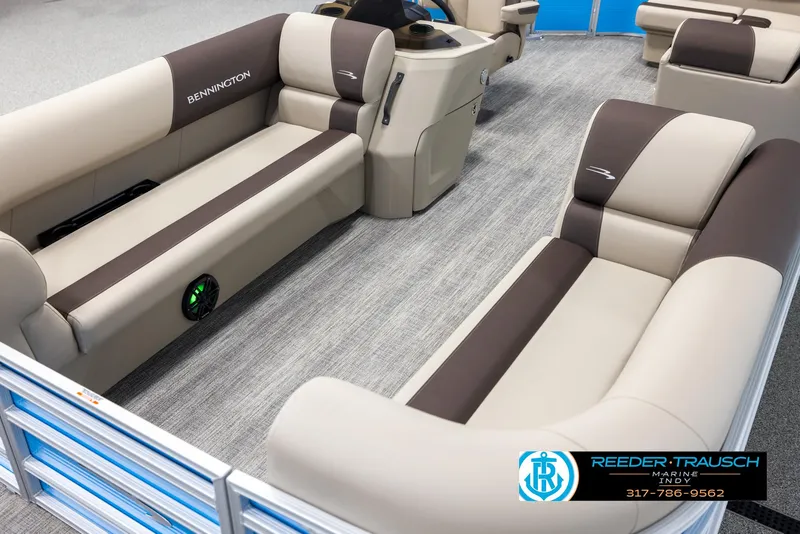 Slide: The Image of Interior of the 2025 Bennington 20 SL pontoon boat. - 10