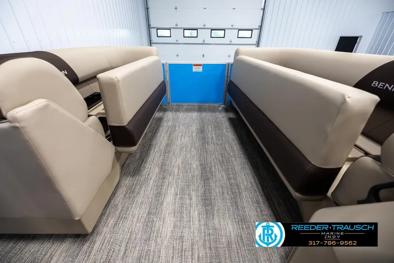 Slide: The Image of Interior of 2025 Bennington 20 SL pontoon boat. - 19