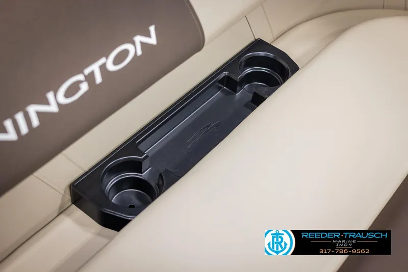 Slide: The Image of Bennington 20 SL 2025 seat with cup holder. - 34