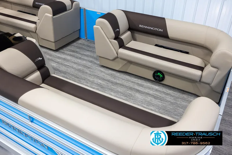 Slide: The Image of Interior of Bennington 20 SL pontoon boat, 2025 model. - 9