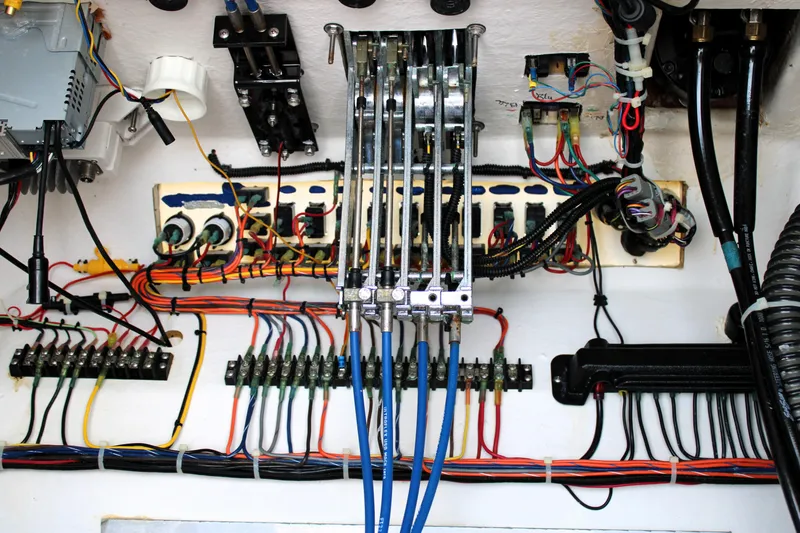 Slide: The Image of Electrical wiring and control panel of a 2007 Renegade 29CC boat. - 34