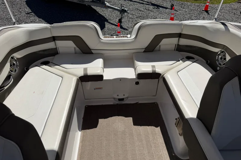 Slide: The Image of Interior seating of a 2016 Yamaha Boats 242 Limited S, featuring spacious and comfortable design. - 14